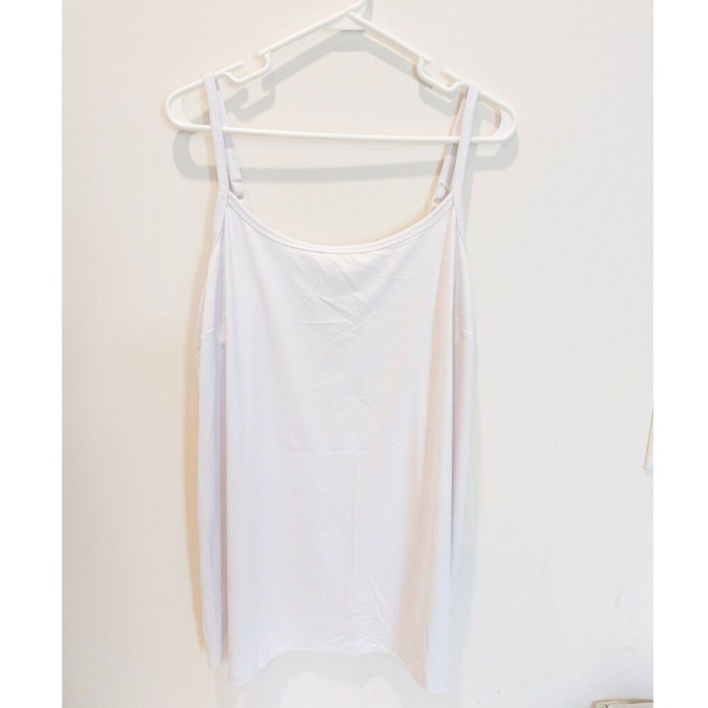 Terra & Sky women's white sleeveless blouse size 2X 20W/22W
